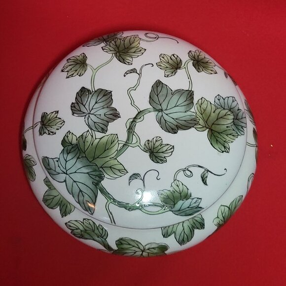 Andrea by Sadek Ivy Porcelain Trinket Dish with Lid Dresser Vanity Jewelry Holde - Picture 3 of 12